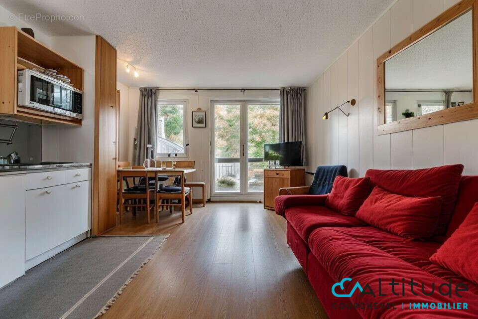 Appartement à LA PERRIERE