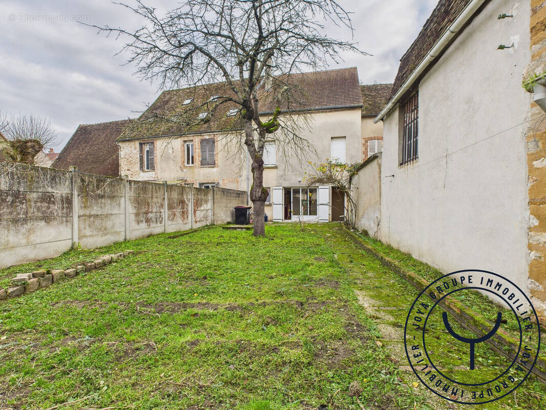 Maison à PONT-SUR-SEINE