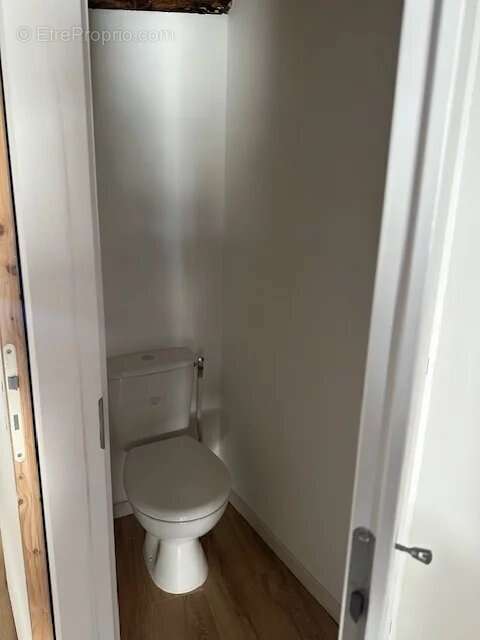 Appartement à COTIGNAC