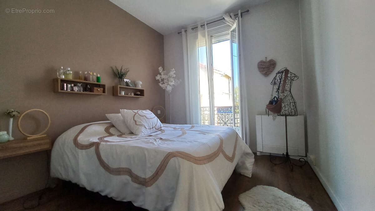 Champ de Mars/ Bassin, appartement T3 jardin. - photo 14