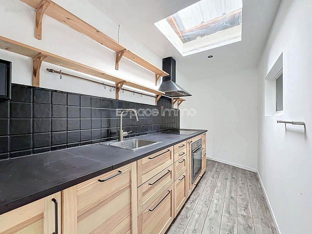 Maison à DEVILLE-LES-ROUEN