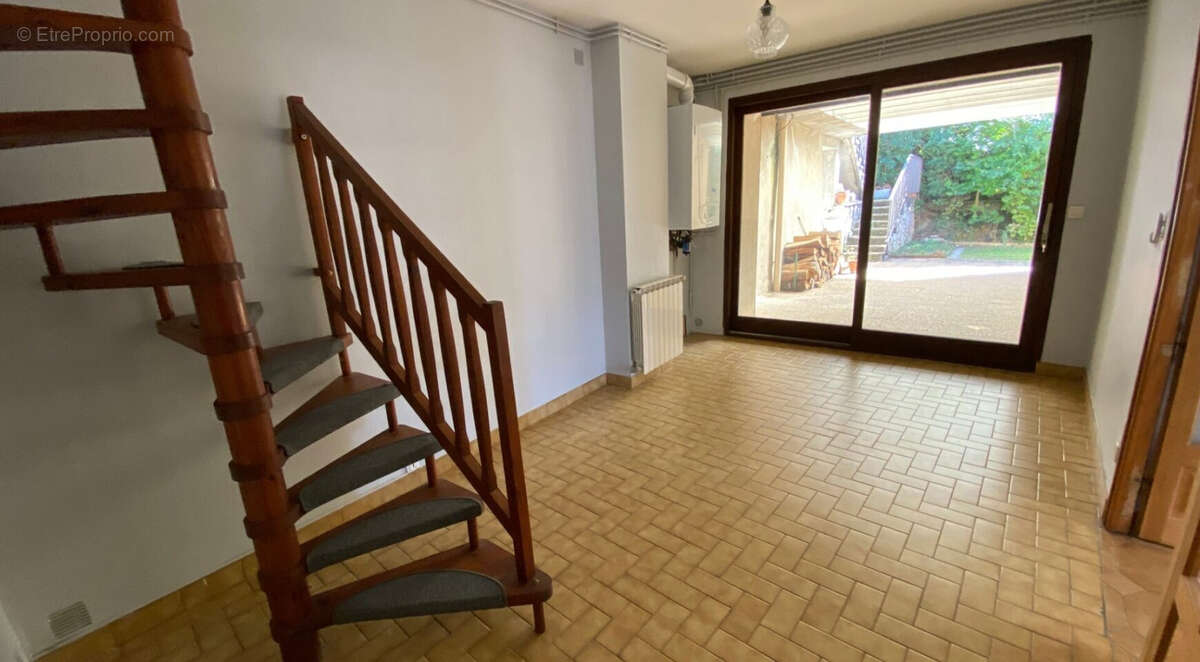 Maison à SAINT-PERAY