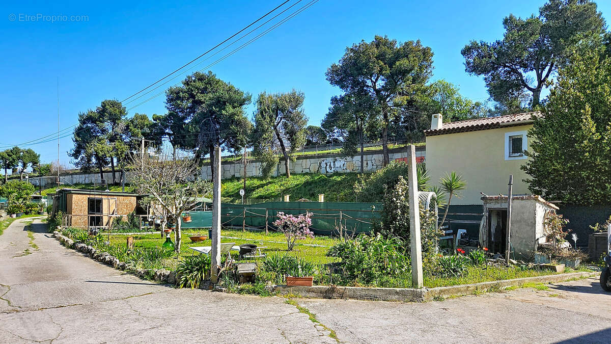 Maison à BIOT