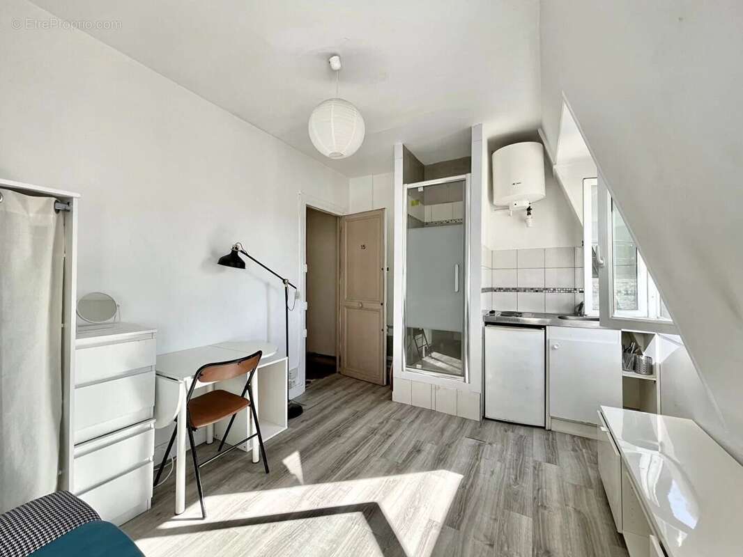 Appartement à PARIS-8E