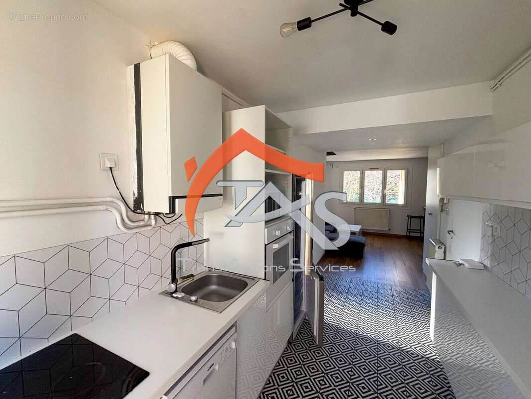Appartement à SAINT-ETIENNE