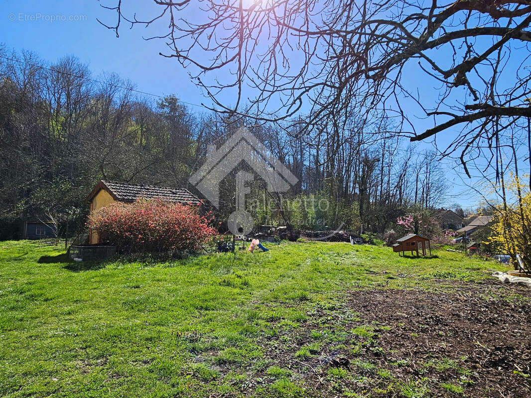 Maison à CHAVROCHES