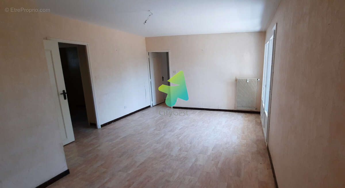 Appartement type 4, balcon, parking et cave - photo 6