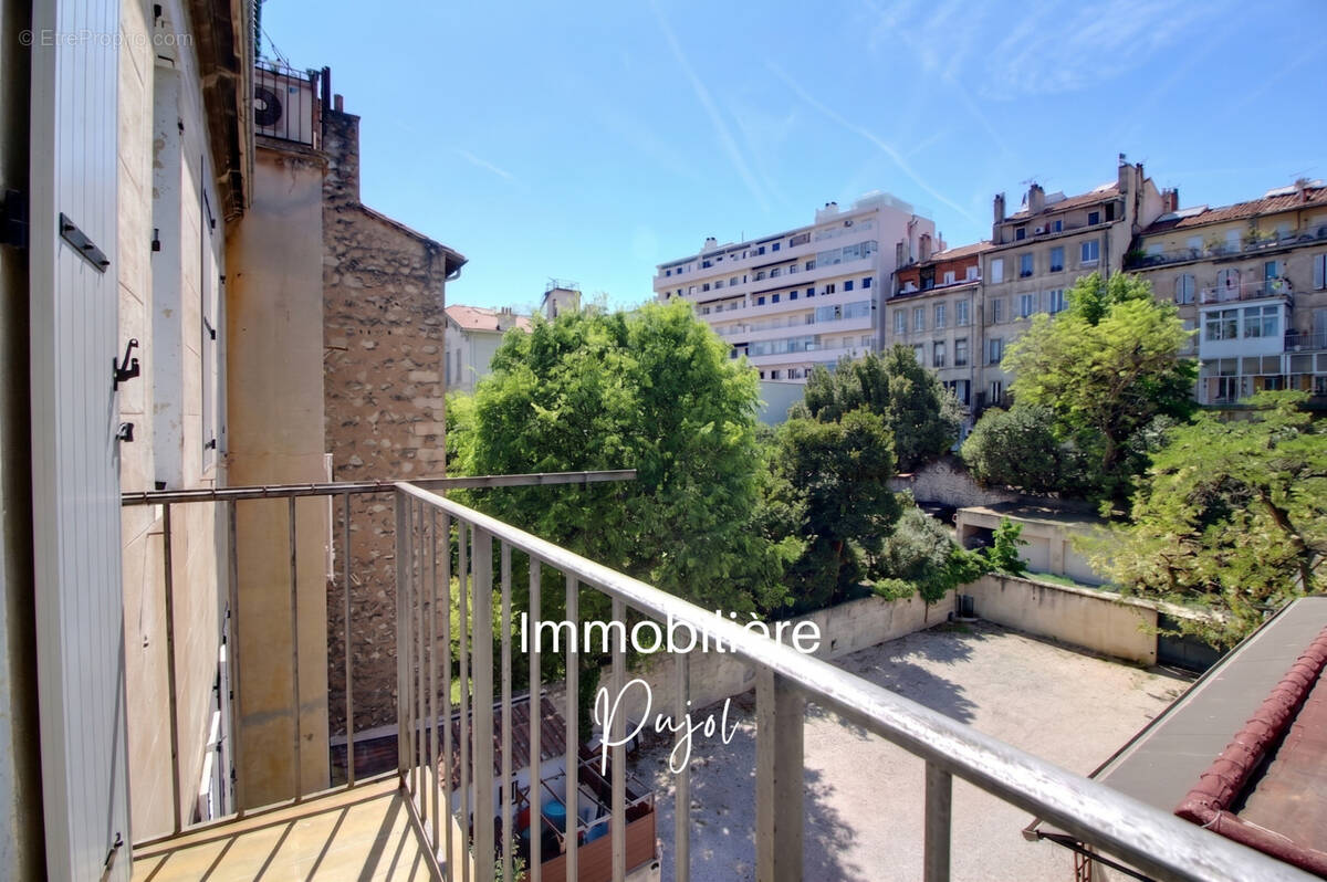 Appartement à MARSEILLE-8E