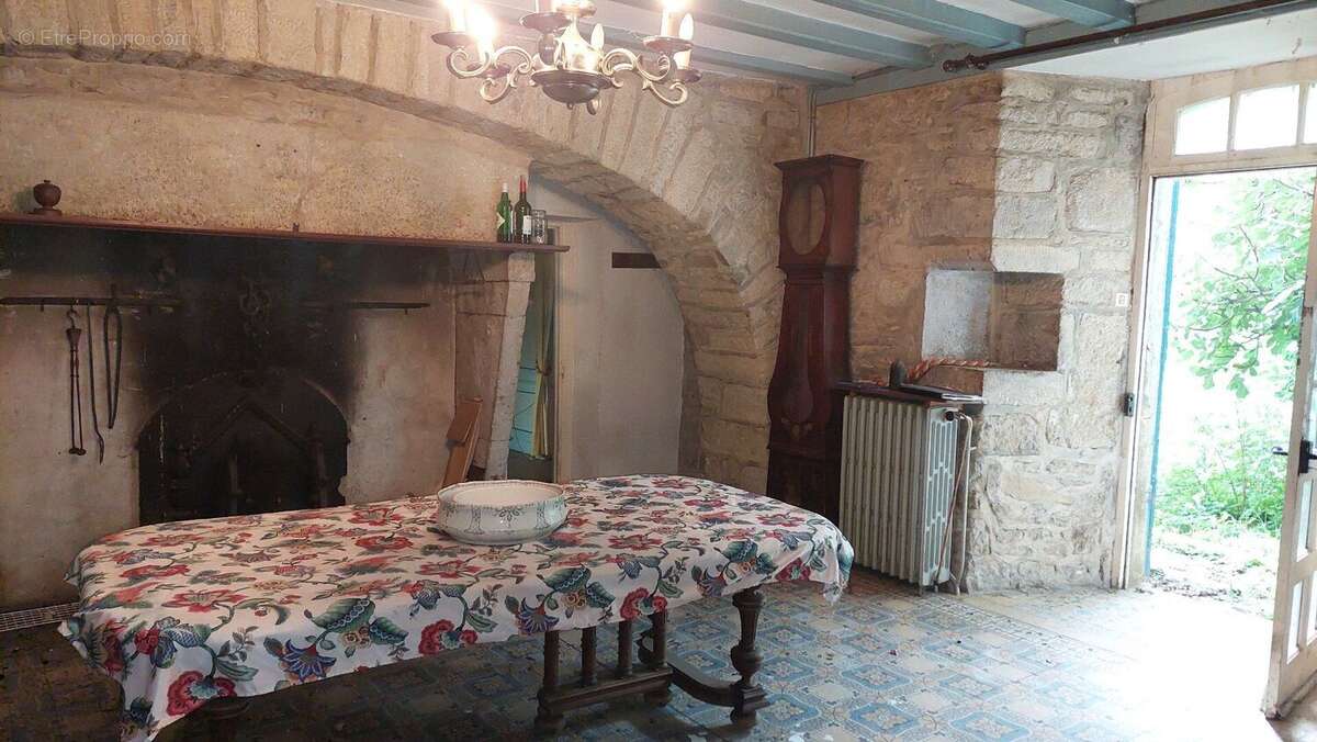 Maison de caractère avec terrain arboré - photo 2