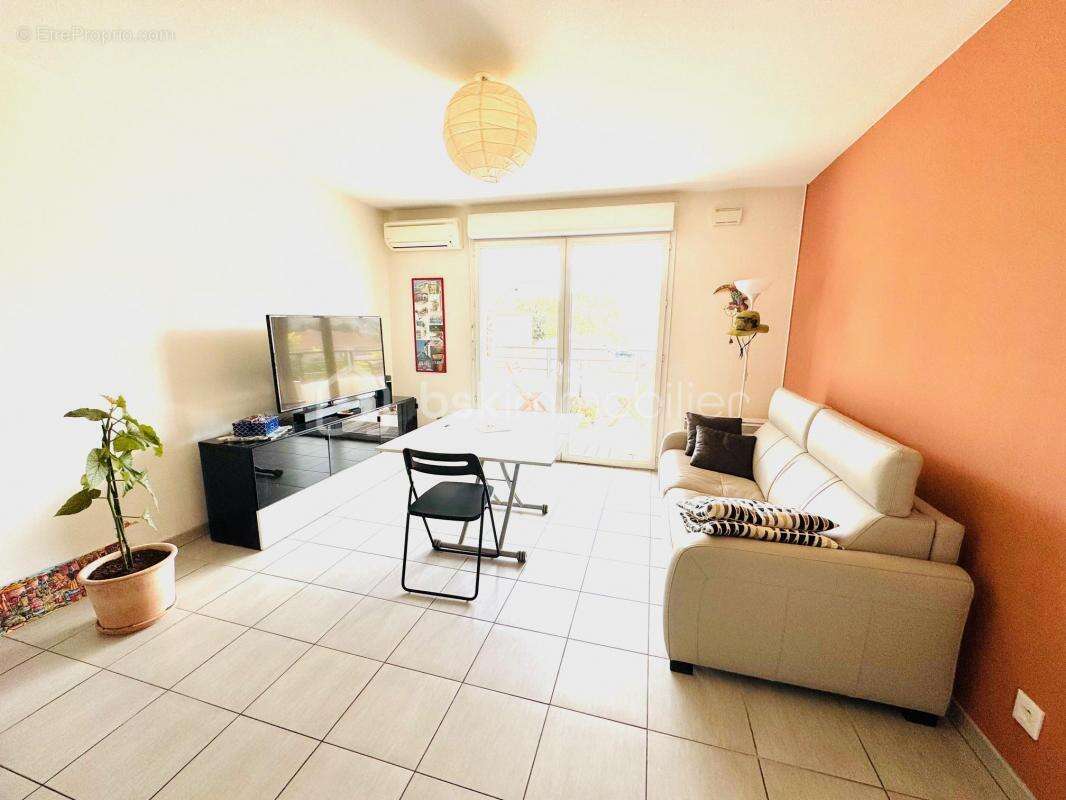 Appartement à MARSEILLE-11E