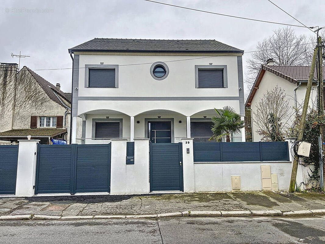 Maison à VILLEPARISIS