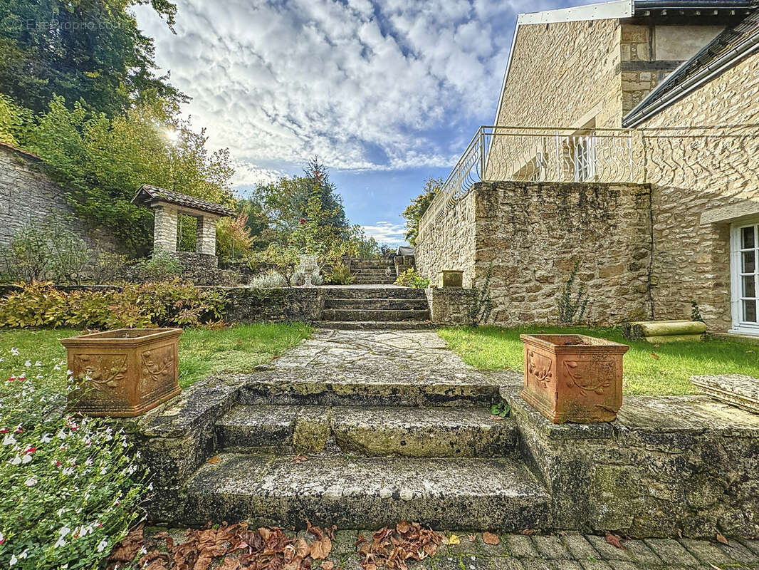 Maison à HERMONVILLE