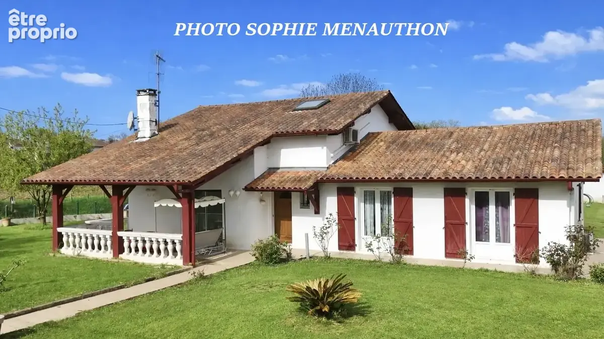 Maison à LARRESSORE
