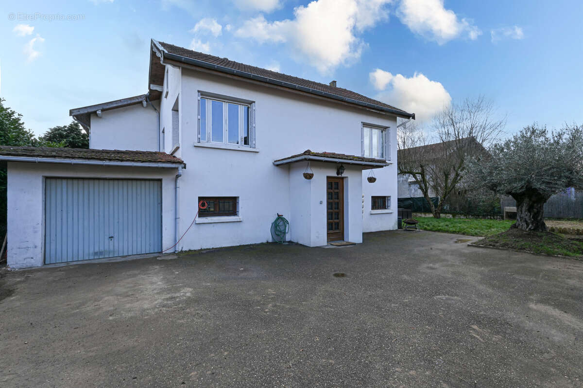 Maison à COMMUNAY