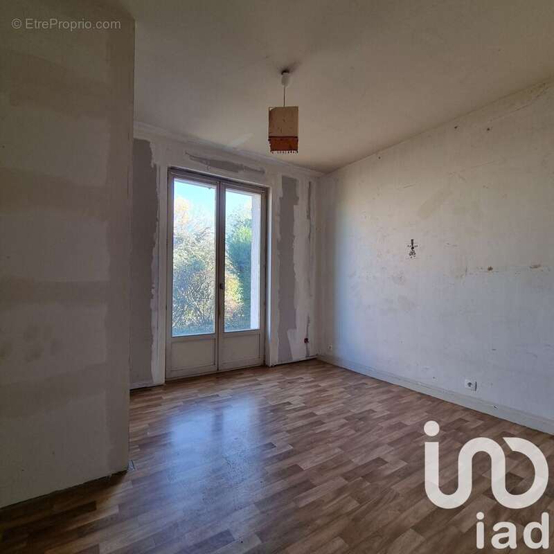 Photo 6 - Maison à LUYNES