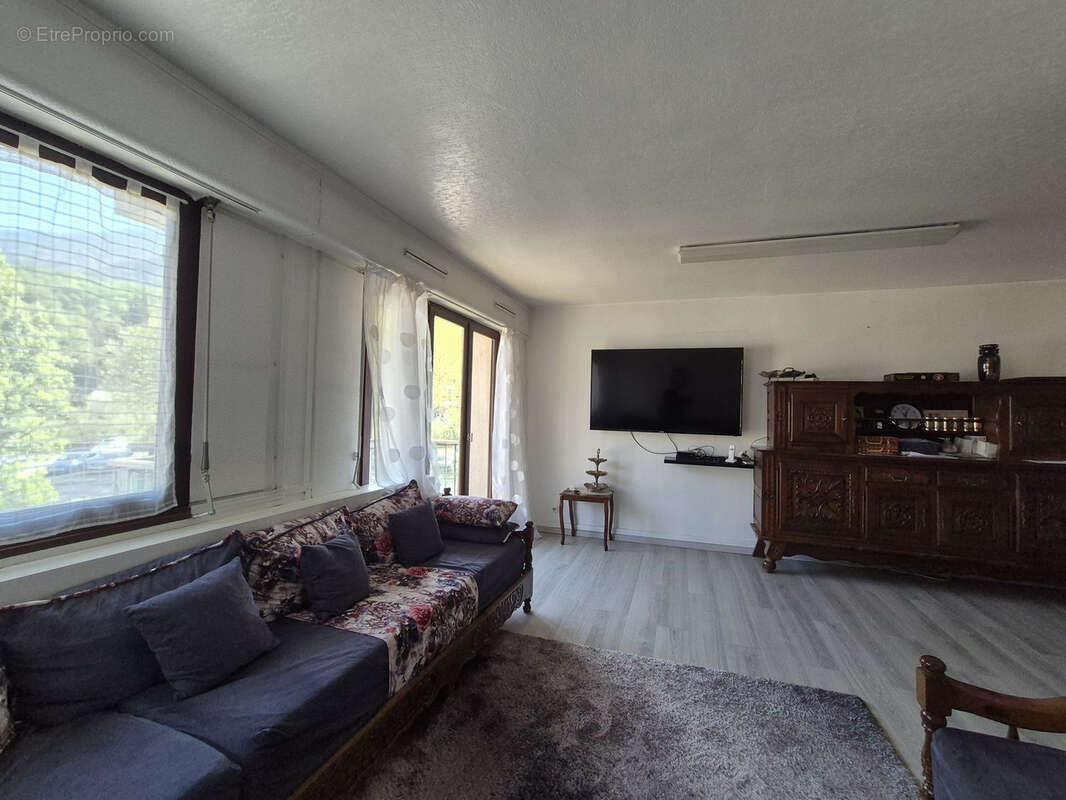 Appartement à ALBERTVILLE