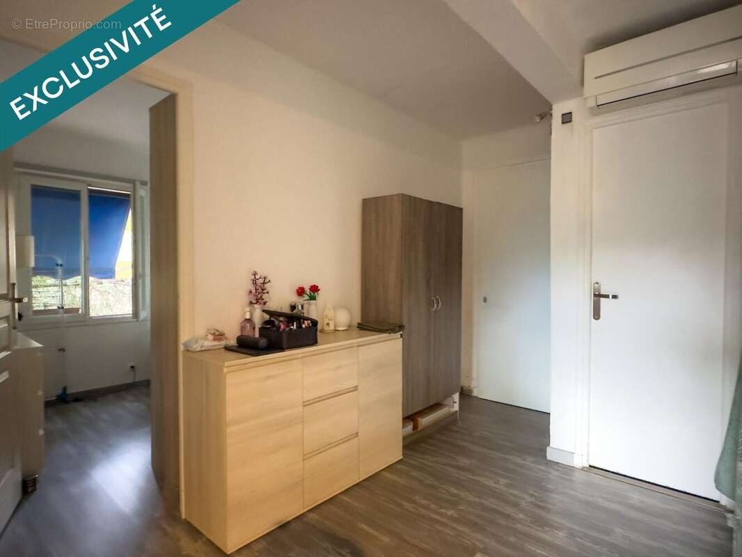 Photo 3 - Appartement à SAINT-LAURENT-DU-VAR