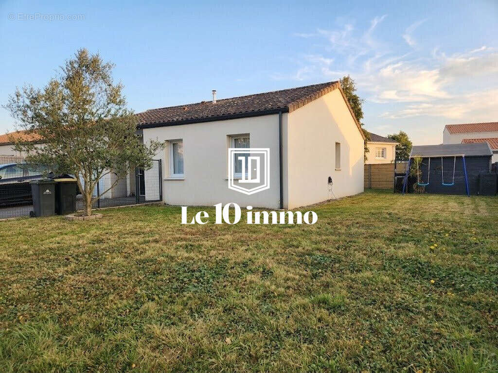 Maison 96 m² à La Haie-Fouassiere  - photo 2