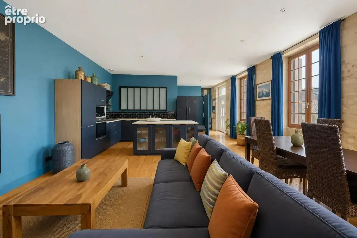 Maison de 5 pièces de 160 m² à Blanquefort - photo 2