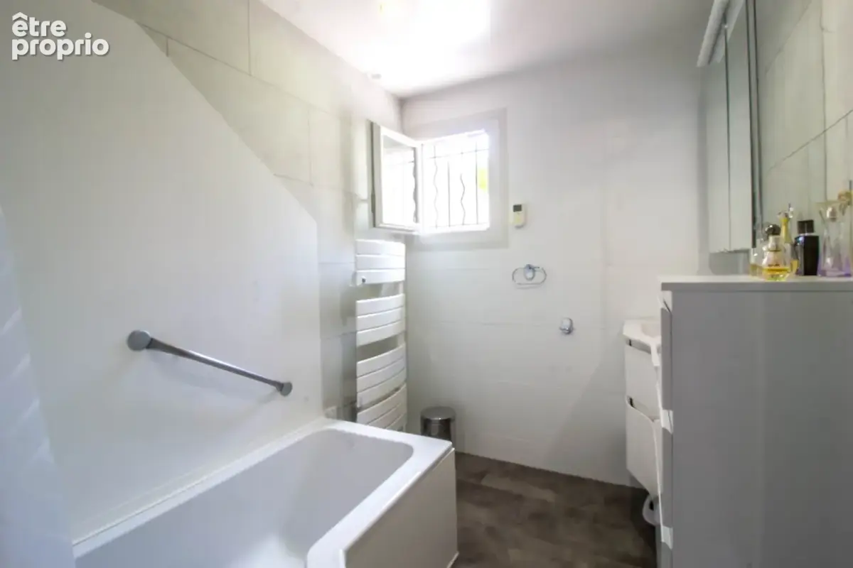 À Itteville — Une maison pensée pour profiter, pas pour bricoler ! - photo 14