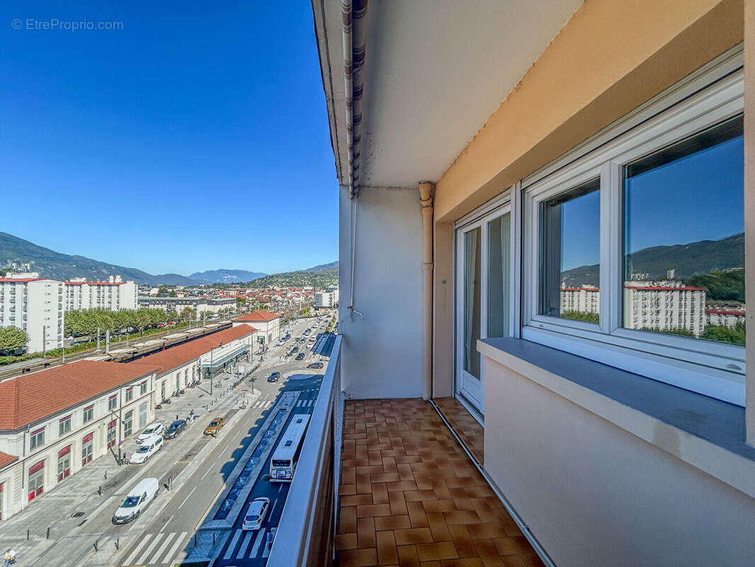 Appartement à AIX-LES-BAINS