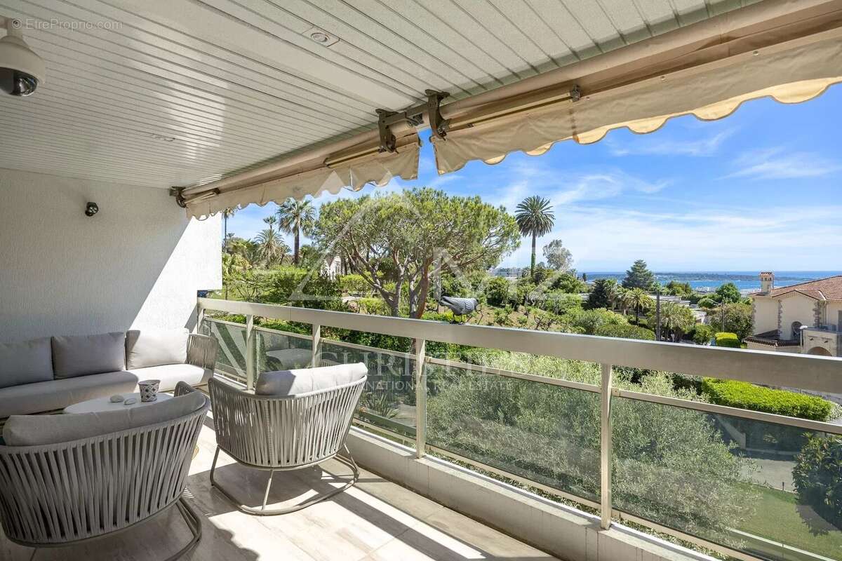 Appartement à CANNES