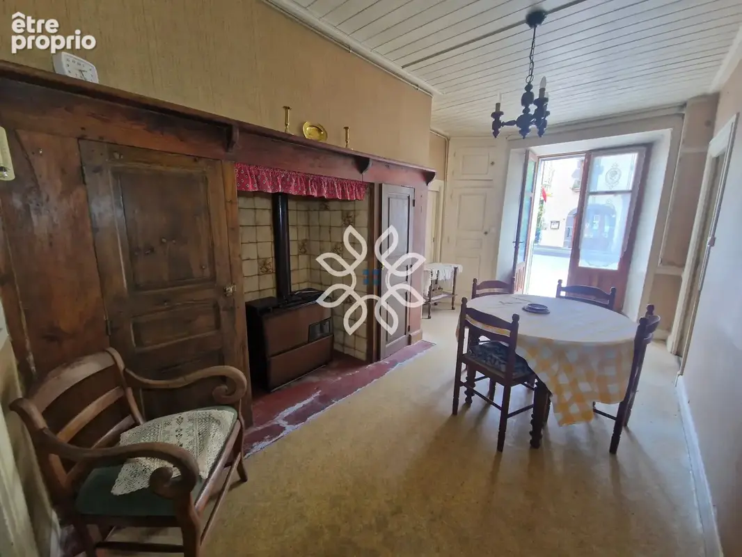 Maison de bourg à rénover   Terrain   Ferrières-Saint-Mary - photo 12