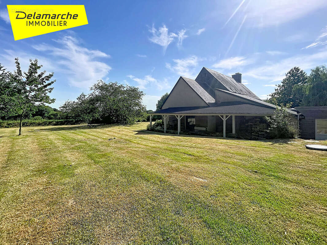 EXCLUSIVITE propriété rénovée 5 chambres  avec dépendances sur un terrain d'env. 4550m²à  Equilly - photo 12