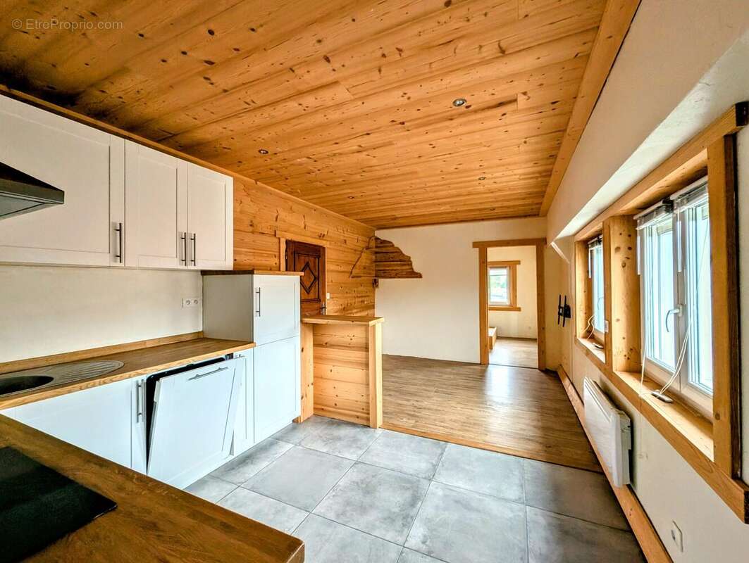 Appartement à TANINGES