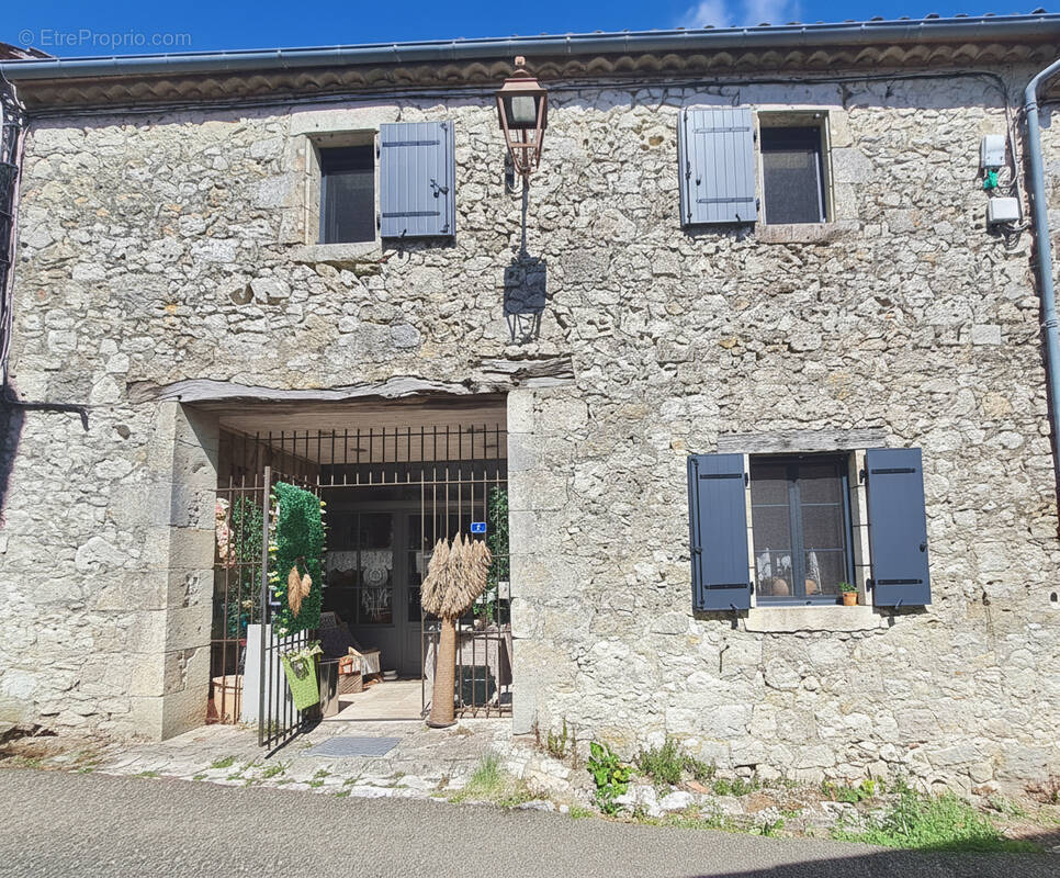 Maison à SAINT-MEZARD