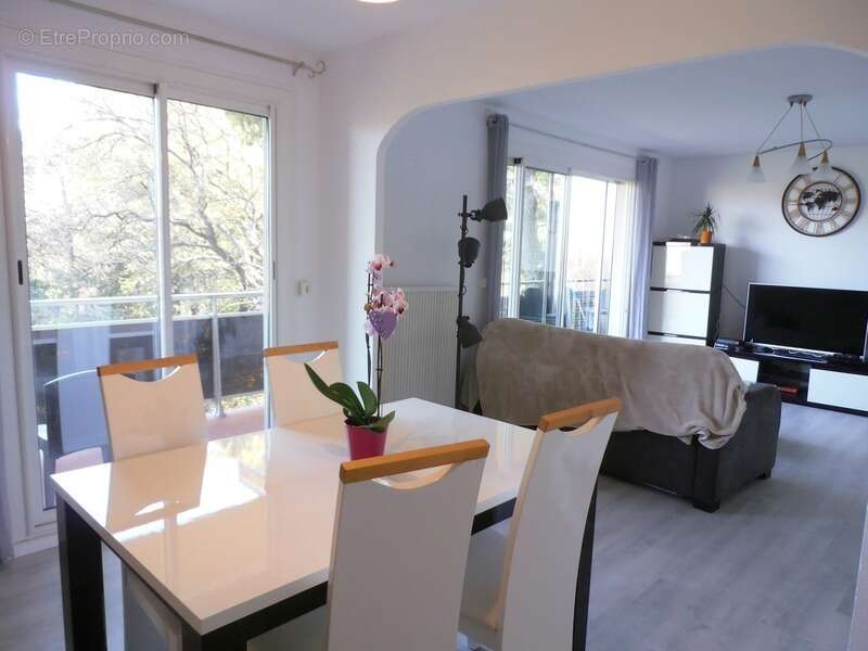 Appartement à MARSEILLE-10E