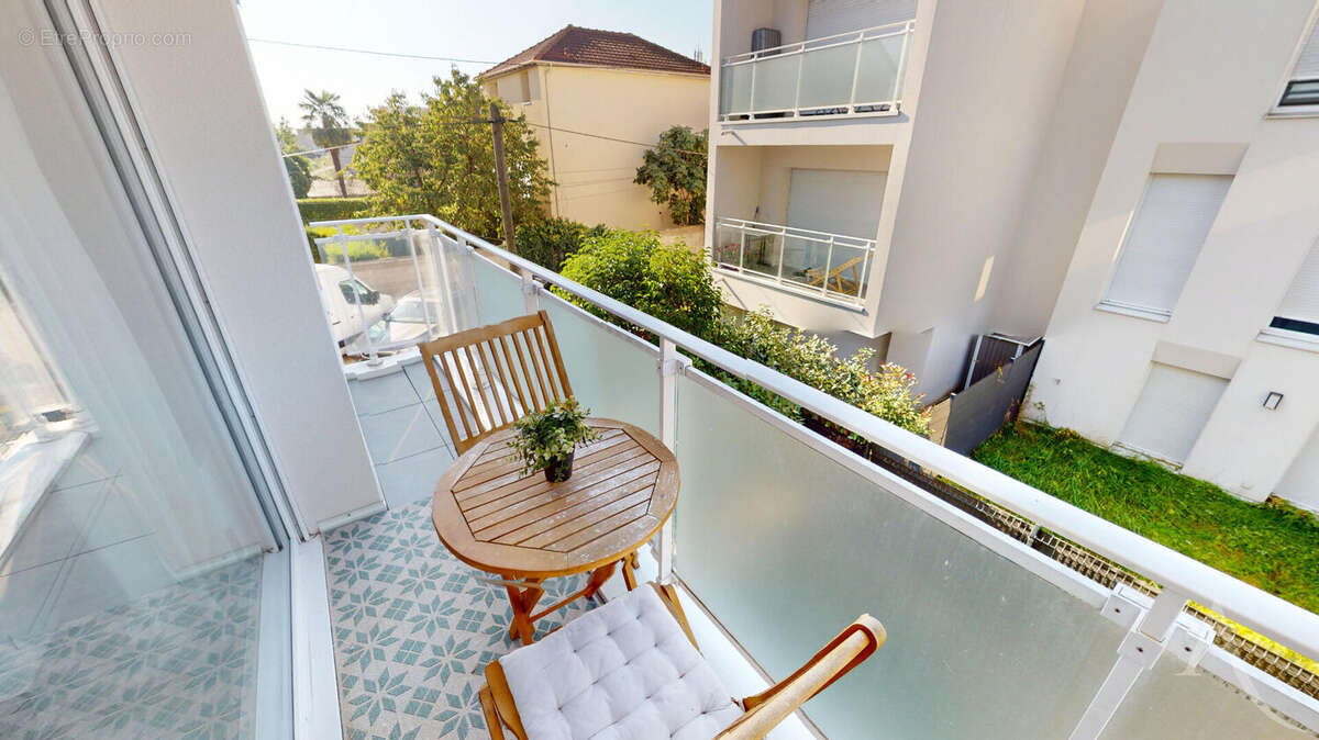 Appartement à ROMAINVILLE