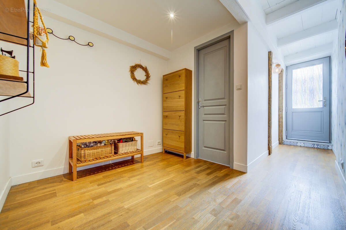 Maison à REMILLY