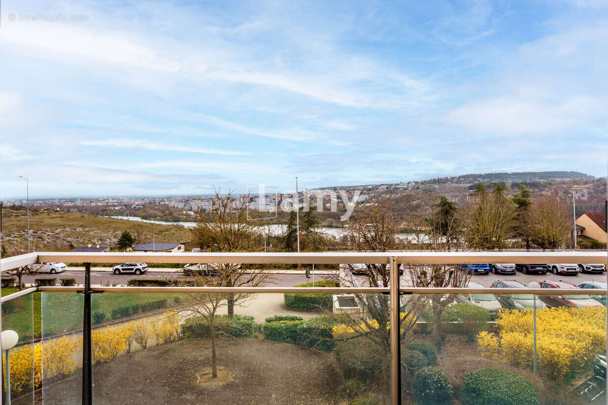 Appartement à TALANT