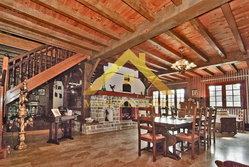 Maison à CAUNES-MINERVOIS