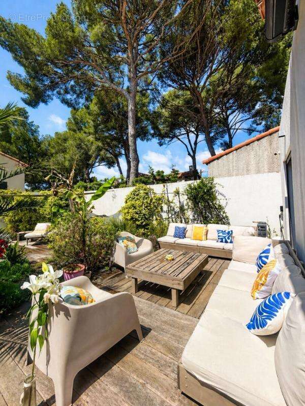 Maison à SAUSSET-LES-PINS