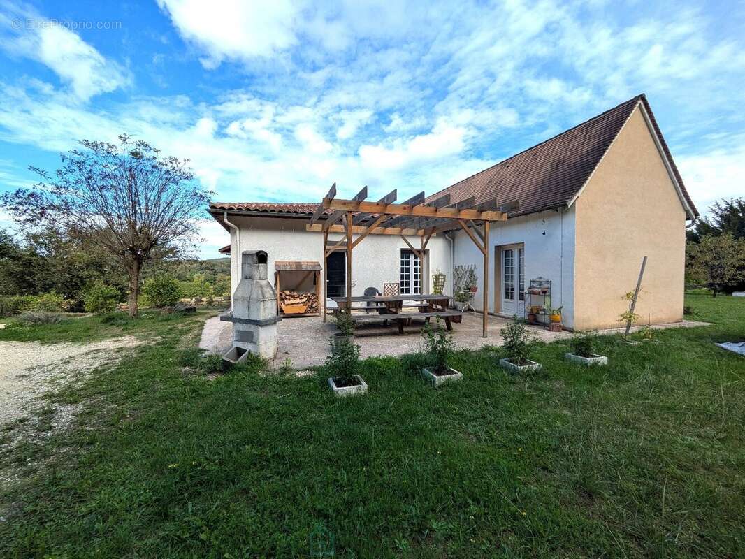Maison à LE BUGUE