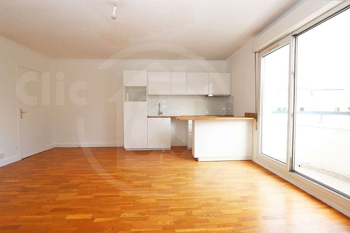 012025 - Appartement à CLAMART