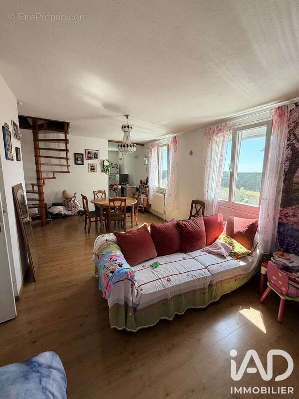 Maison 105 m² à Clos-Fontaine  - photo 3
