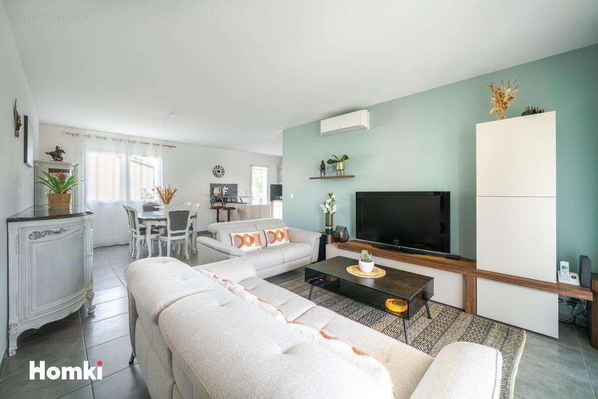 Maison à SAINT-VICTOR-LA-COSTE