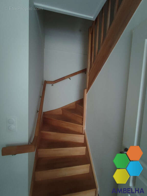 Appartement à SAINT-JEAN-DE-BRAYE