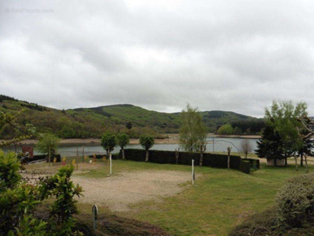 Maison à MURAT-SUR-VEBRE