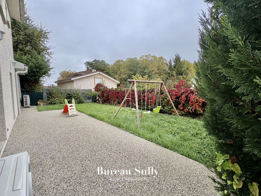 Maison à CORCELLES-EN-BEAUJOLAIS