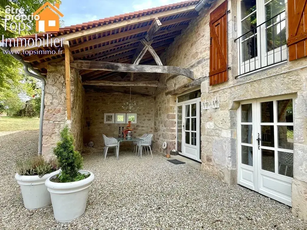 Maison en pierre divisée en deux logements avec piscine et grand jardin - photo 15