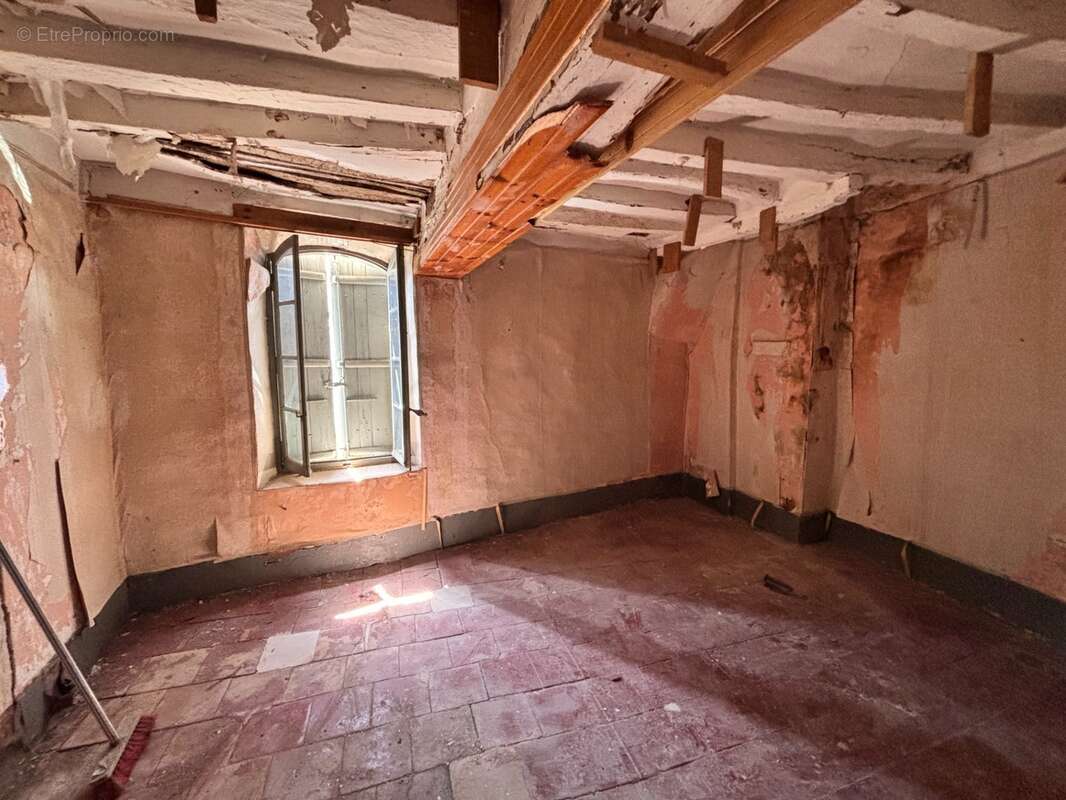 À Murviel-lès-Béziers (34490) – Un projet, deux maisons, un potentiel exceptionnel ! - photo 10