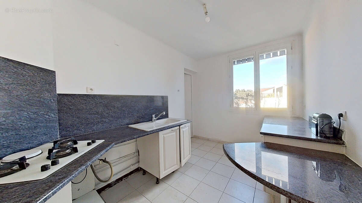 Appartement à TASSIN-LA-DEMI-LUNE