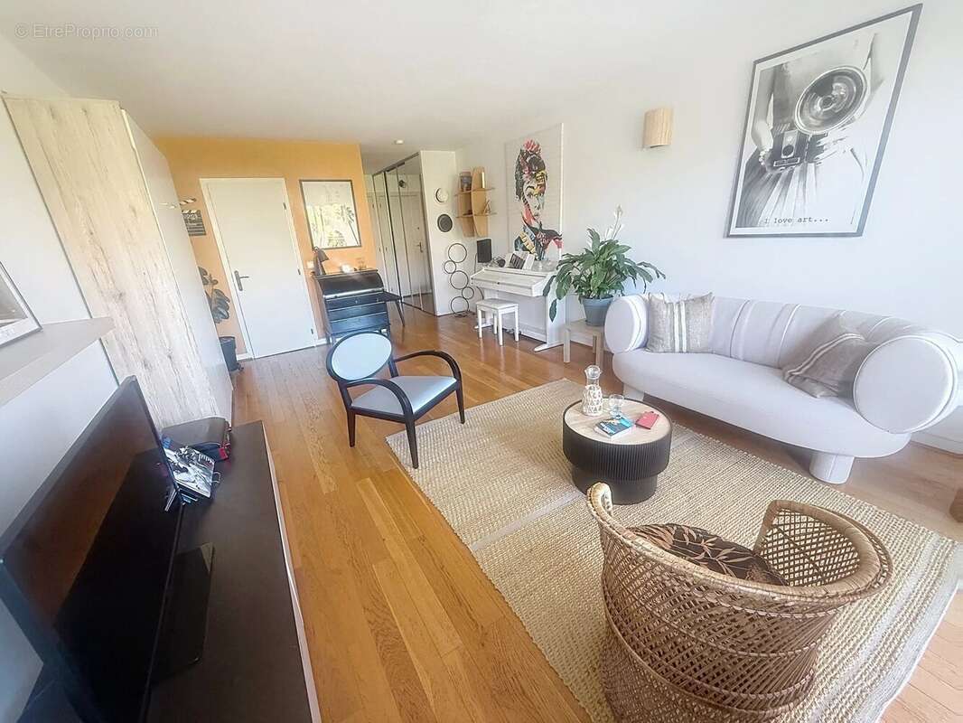 Grand studio refait neuf residence seniors - photo 11