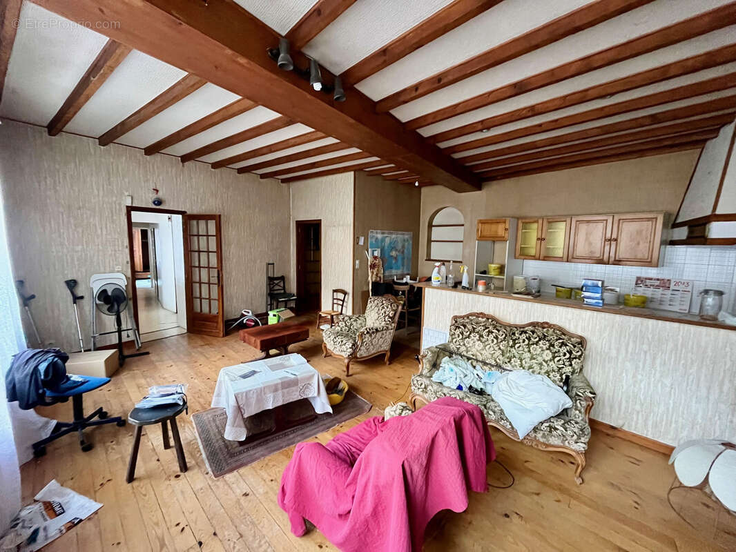 Appartement à TASSIN-LA-DEMI-LUNE