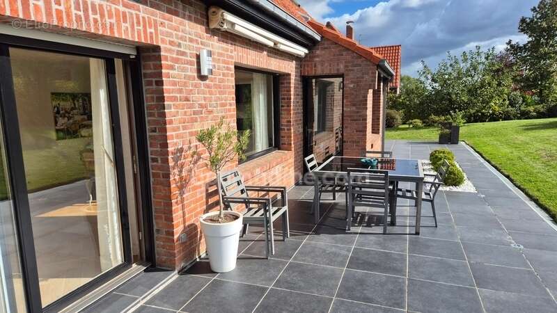 Maison à WERVICQ-SUD