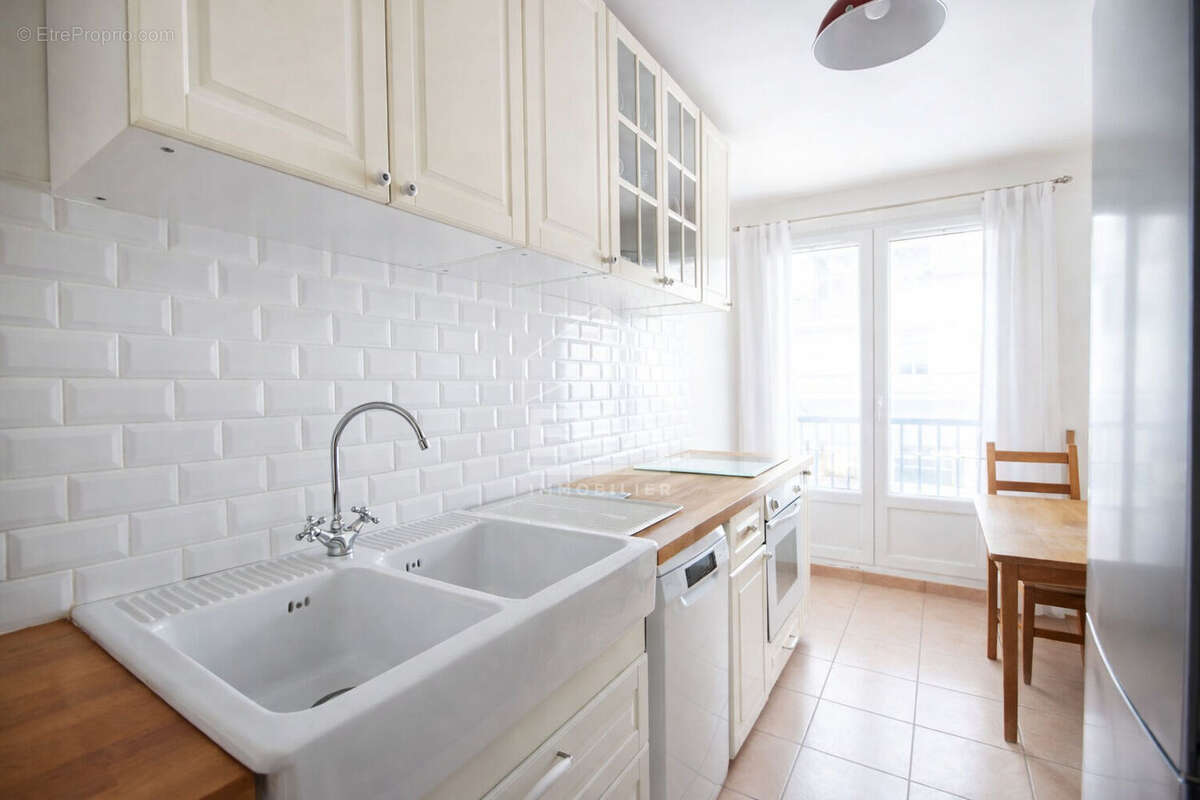 Appartement à ISSY-LES-MOULINEAUX